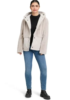 DAMES AMBER AND JUNE JACK