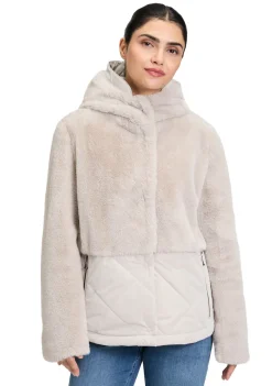 DAMES AMBER AND JUNE JACK