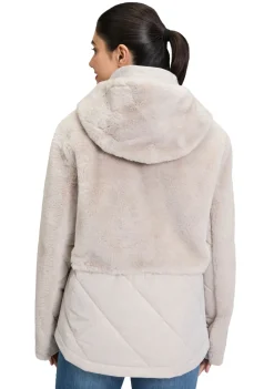 DAMES AMBER AND JUNE JACK