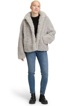 DAMES AMBER AND JUNE JAS