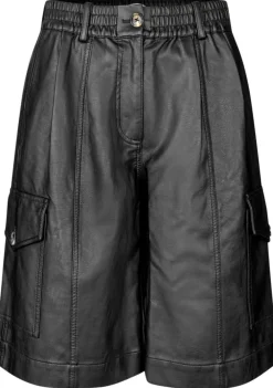 DAMES BAUM UND PFERDGARTEN BERMUDA