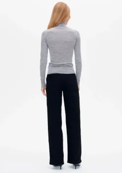 DAMES BAUM UND PFERDGARTEN COLTRUI