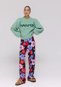 DAMES HARPER & YVE TRUI