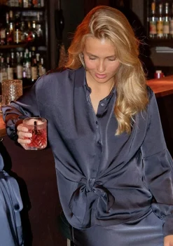 DAMES NEO NOIR BLOUSE