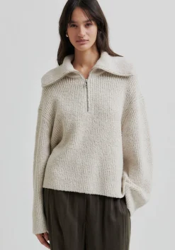 DAMES SECOND FEMALE COLTRUI