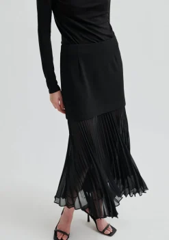 DAMES SECOND FEMALE ROK