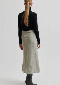 DAMES SECOND FEMALE ROK