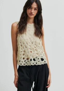 DAMES SECOND FEMALE TOP