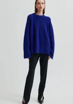 DAMES SECOND FEMALE TRUI