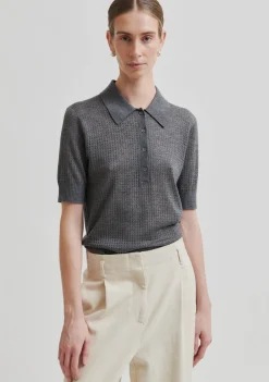 DAMES SECOND FEMALE TRUI KORTE MOUW