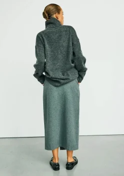 DAMES WITH BLACK COLTRUI