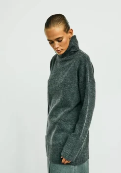 DAMES WITH BLACK COLTRUI