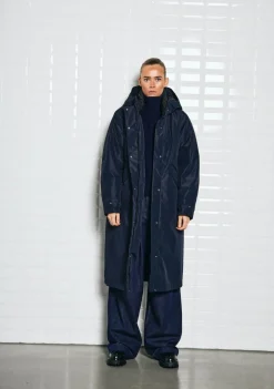 DAMES WITH BLACK JACK