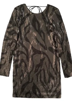 DAMES WITH BLACK JURK