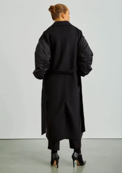 DAMES WITH BLACK MANTEL