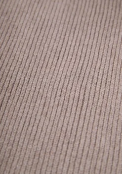 DAMES WITH BLACK SJAAL