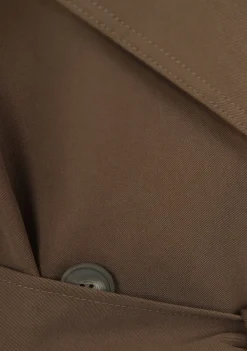 DAMES WITH BLACK TRENCHCOAT