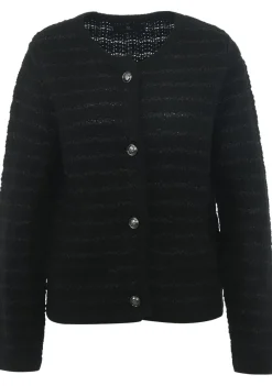 DAMES WITH BLACK VEST