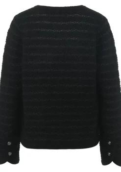 DAMES WITH BLACK VEST