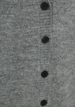 DAMES WITH BLACK VEST