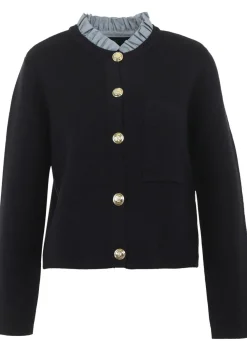 DAMES WITH BLACK VEST